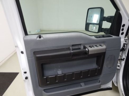 Used 2015 Ford F250 XLT w/ XLT Value Package image 24