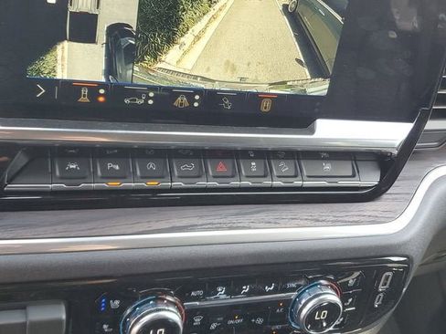 New 2026 GMC Sierra 1500 SLT AWD/4WD image 25