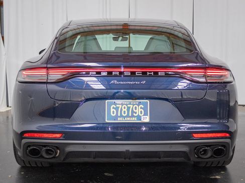 Used 2023 Porsche Panamera 4 Platinum Edition AWD/4WD image 3