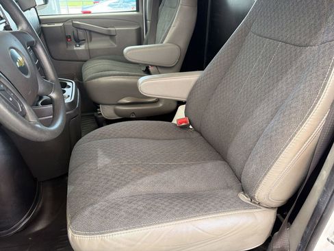 Certified 2025 Chevrolet Express 2500 w/ Driver Convenience Package RWD image 14
