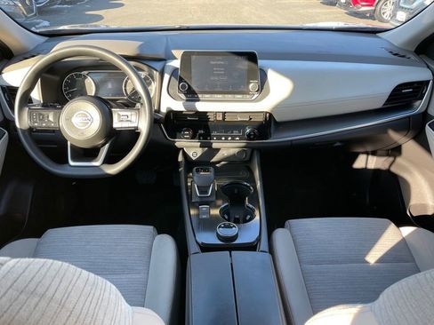 Certified 2023 Nissan Rogue SV image 14