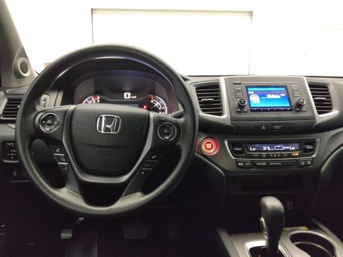 Used 2019 Honda Ridgeline Sport image 22
