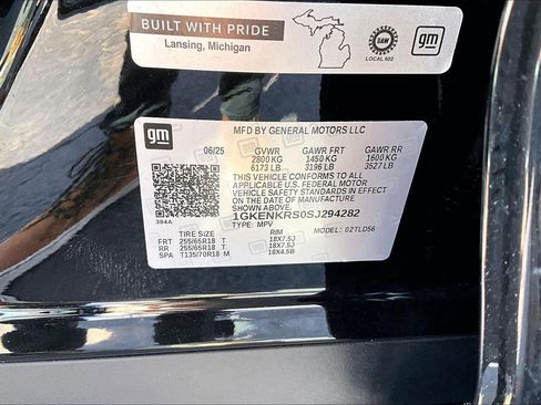 Used 2025 GMC Acadia Elevation image 33