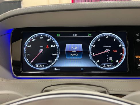 Used 2017 Mercedes-Benz S 550 Sedan image 18
