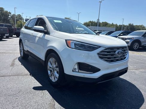 Used 2023 Ford Edge Titanium w/ Equipment Group 301A AWD/4WD image 4