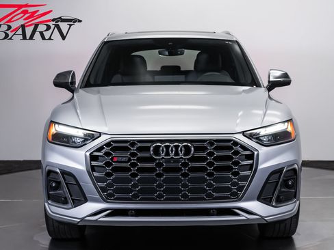 Used 2023 Audi SQ5 Premium Plus w/ Premium Plus Package AWD/4WD image 8