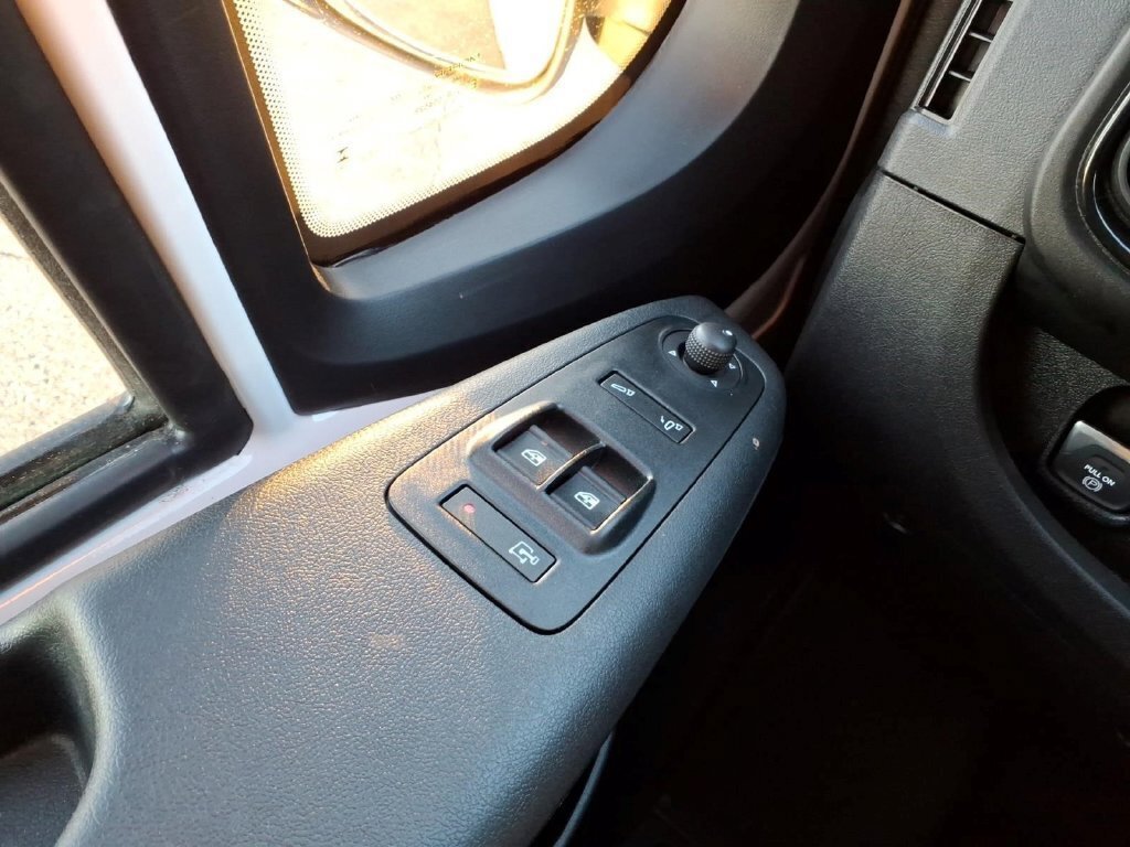 Used 2025 RAM ProMaster 1500 w/ Convenience Group FWD image 29