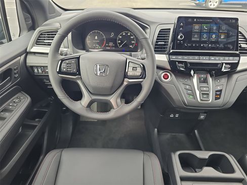 New 2026 Honda Odyssey Sport-L image 10