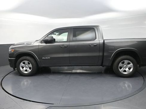 Used 2025 RAM 1500 Big Horn AWD/4WD image 7