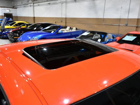 Used 2009 Dodge Challenger R/T RWD image 11