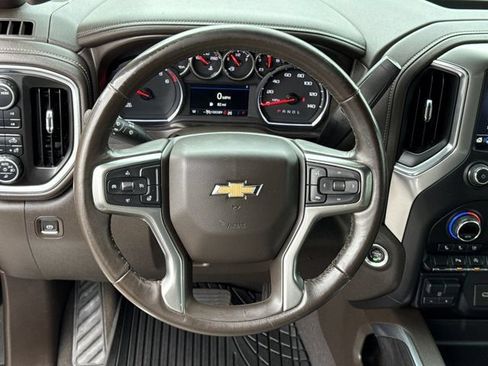 Used 2021 Chevrolet Silverado 1500 LTZ AWD/4WD image 25