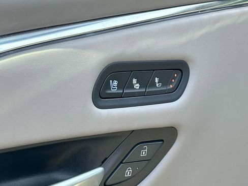 Used 2023 Cadillac Escalade Sport Platinum w/ Heavy-Duty Trailer Package AWD/4WD image 29
