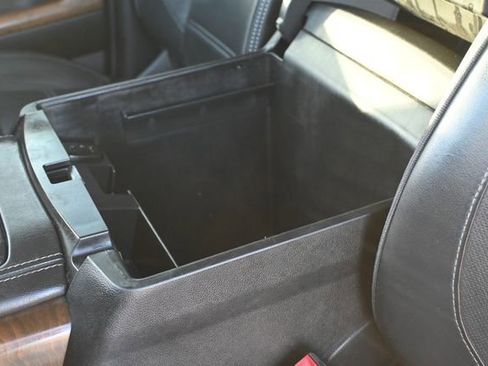 Used 2019 GMC Yukon Denali image 27