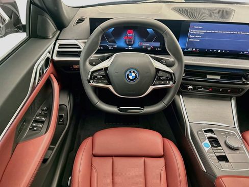 Used 2025 BMW i4 xDrive40i AWD/4WD image 12