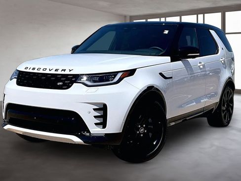Certified 2025 Land Rover Discovery Dynamic SE AWD/4WD image 1