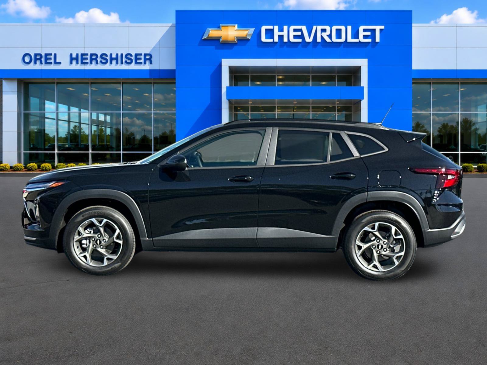 New 2026 Chevrolet Trax LT w/ LT Convenience Package FWD image 7