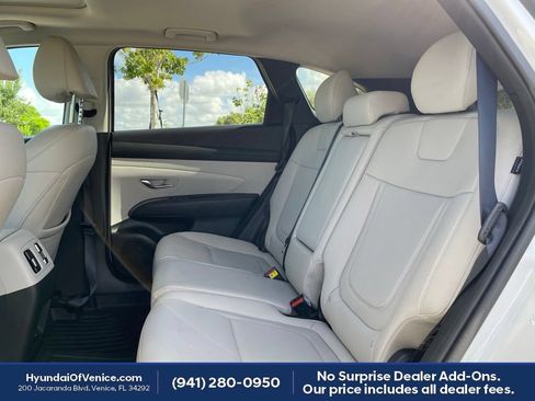 Certified 2025 Hyundai Tucson SEL FWD image 18