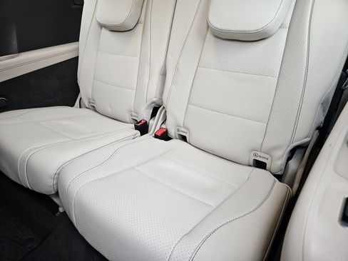 Certified 2020 Mercedes-Benz GLS 450 4MATIC image 31