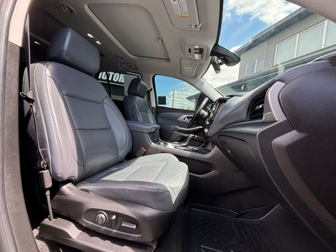 Used 2018 Chevrolet Traverse LT AWD/4WD image 27