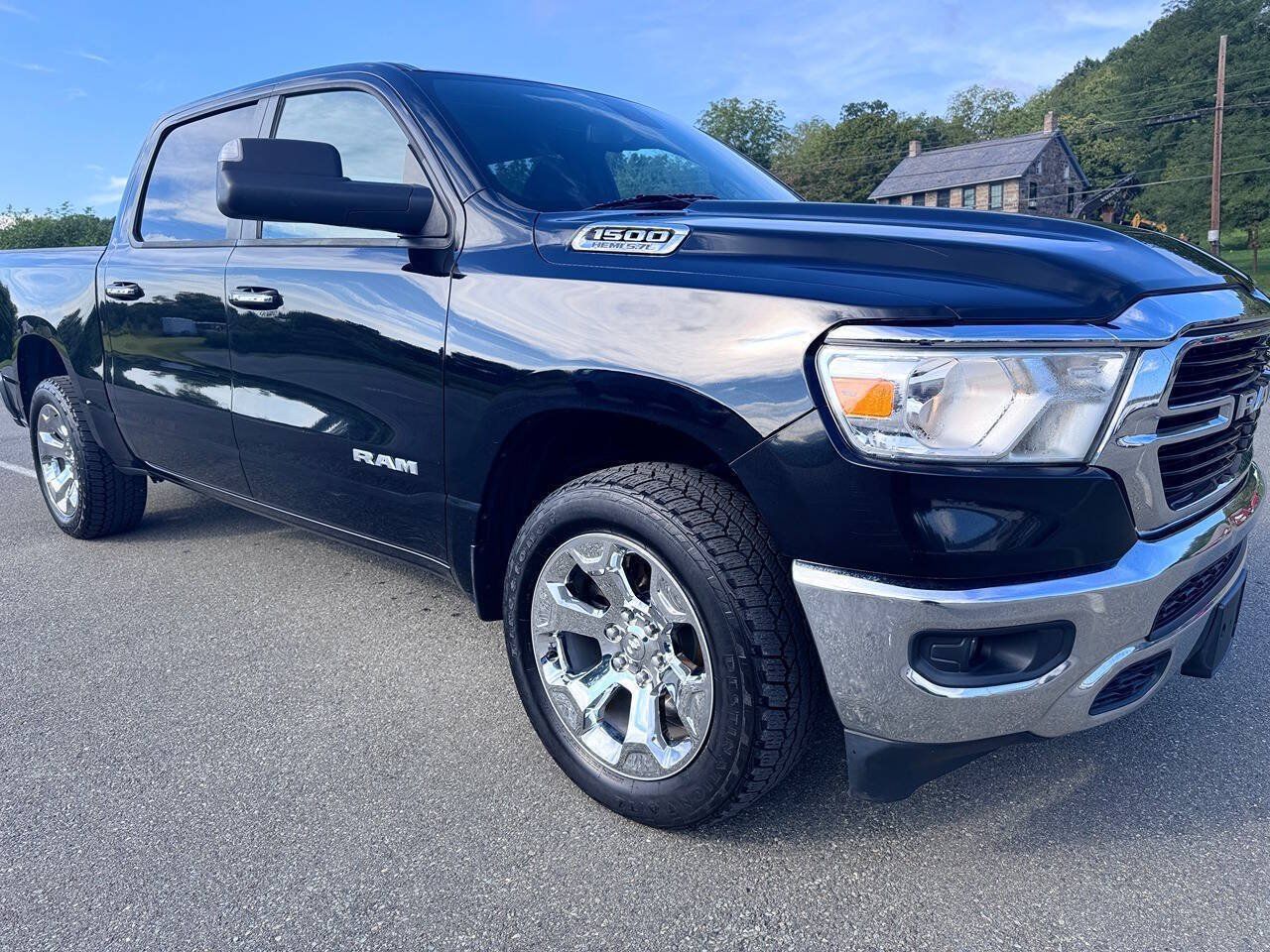 Used 2019 RAM 1500 Big Horn AWD/4WD image 1