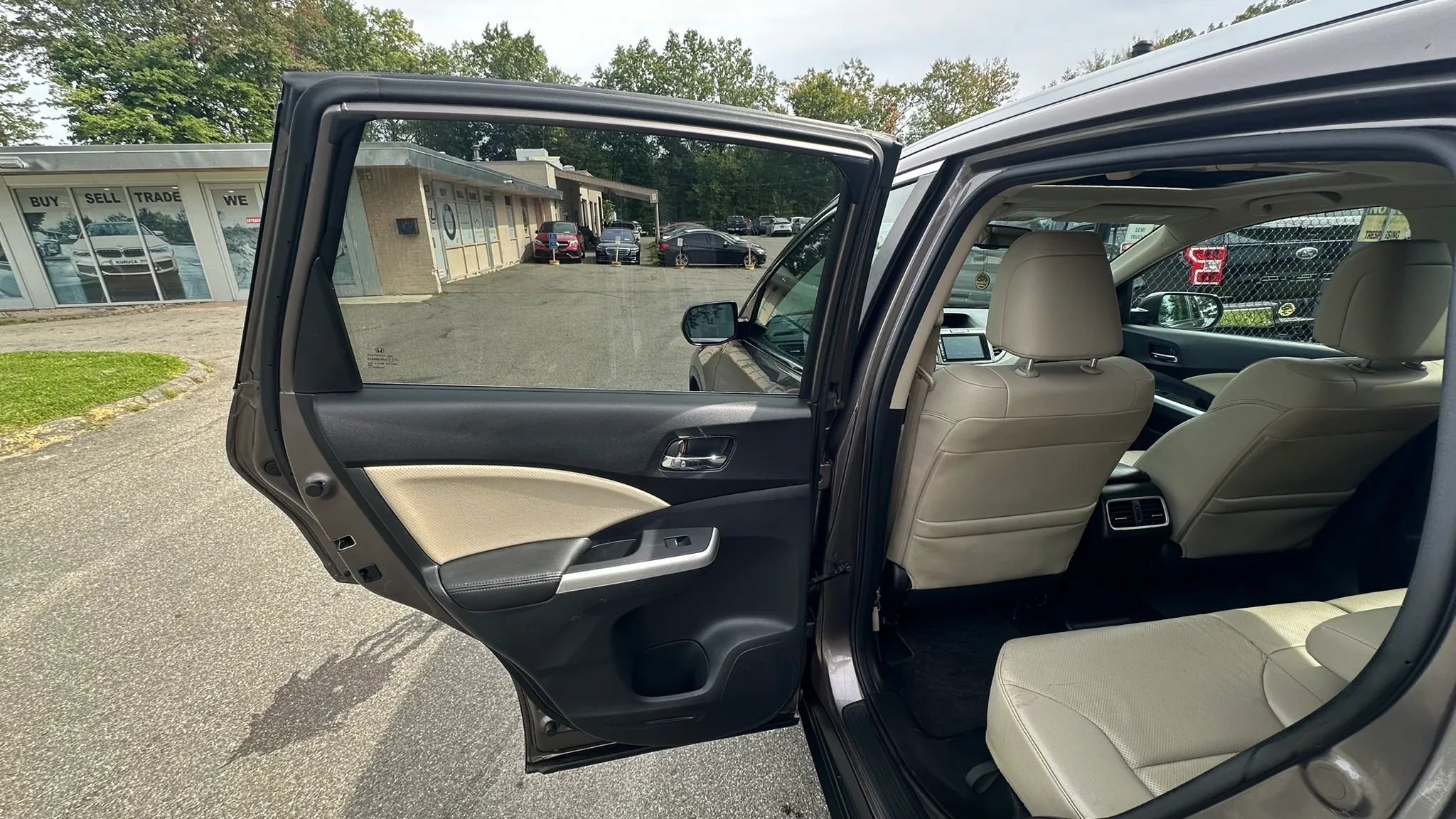 Used 2015 Honda CR-V EX-L image 32