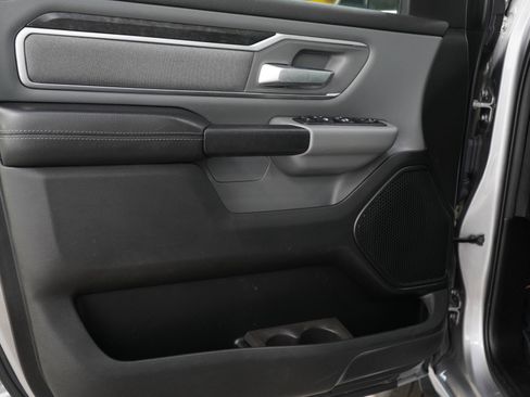 Used 2019 RAM 1500 Big Horn AWD/4WD image 17