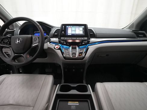 Certified 2024 Honda Odyssey Elite image 5