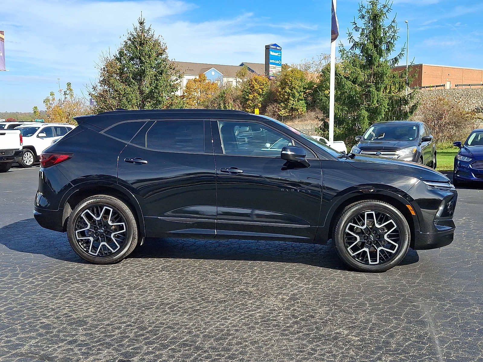 Used 2024 Chevrolet Blazer RS w/ Driver Confidence II Package AWD/4WD image 7