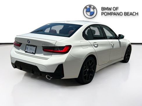 New 2026 BMW 330i Sedan w/ M Sport Package RWD image 6