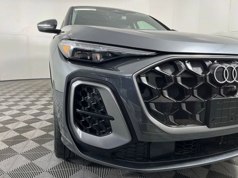 Certified 2025 Audi Q5 Premium Plus w/ Premium Plus image 3