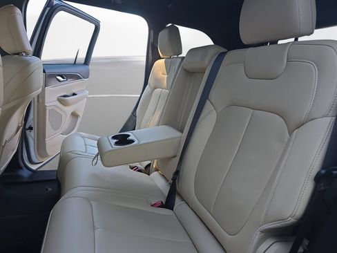 Certified 2023 Jeep Grand Cherokee Limited AWD/4WD image 14