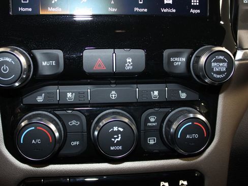 Used 2022 RAM 2500 Laramie image 49