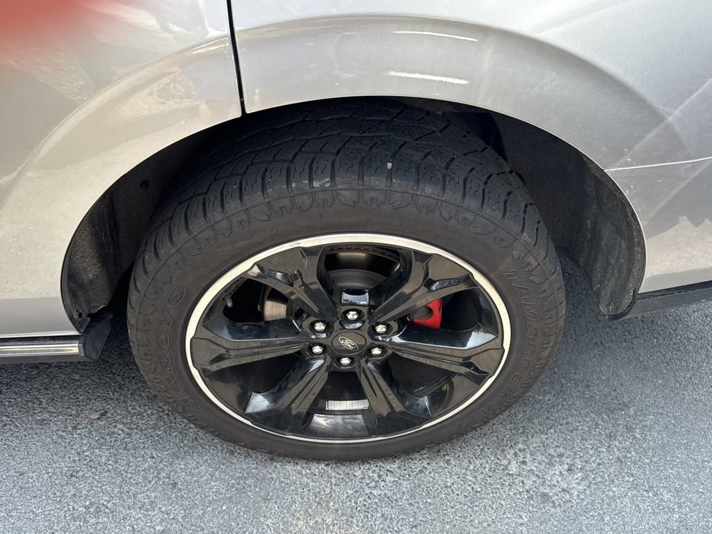 Used 2022 Ford Expedition Limited AWD/4WD image 11