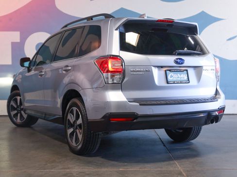 Used 2017 Subaru Forester 2.5i Limited w/ Popular Package #2 image 2