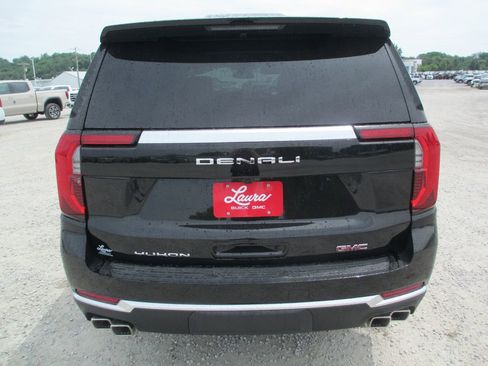 New 2026 GMC Yukon Denali w/ Sun & Power Step Package AWD/4WD image 5