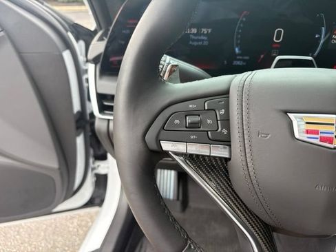 Used 2025 Cadillac CT5 V w/ Platinum Package AWD/4WD image 33