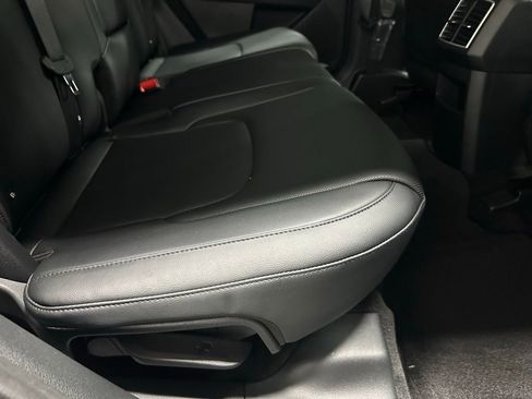 Used 2023 Kia Sportage EX FWD image 48