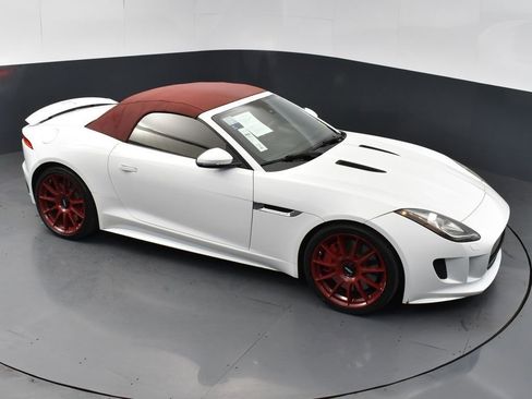 Used 2017 Jaguar F-TYPE S image 33