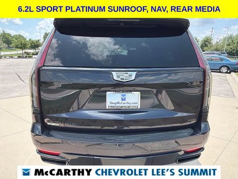 Used 2022 Cadillac Escalade ESV Sport Platinum w/ LPO, ONYX Package AWD/4WD image 15