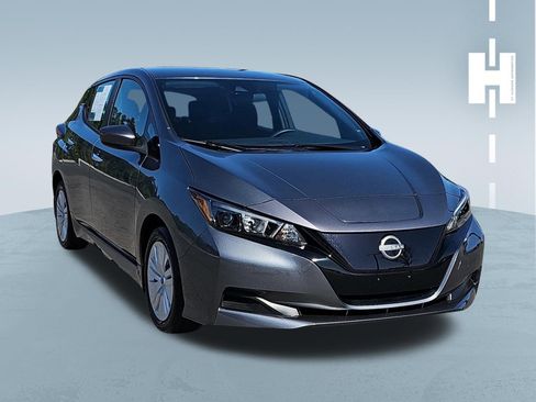 Used 2023 Nissan Leaf S FWD image 1