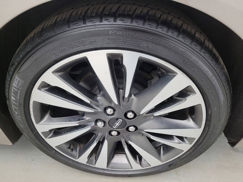 Used 2018 Lincoln MKZ Reserve w/ Technology Package image 30