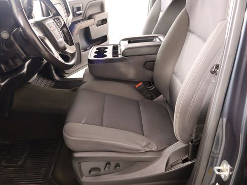 Used 2018 GMC Sierra 1500 SLE w/ SLE Value Package image 10