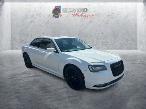 Used 2016 Chrysler 300 S image 8