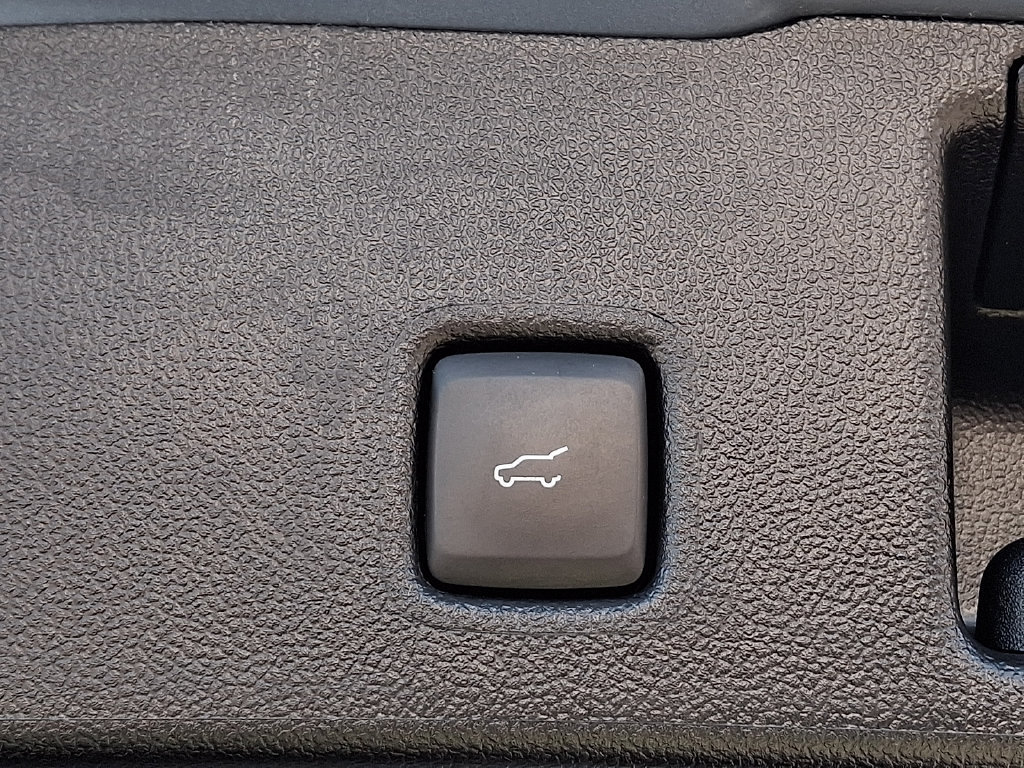 Used 2023 Ford Escape SE FWD image 29