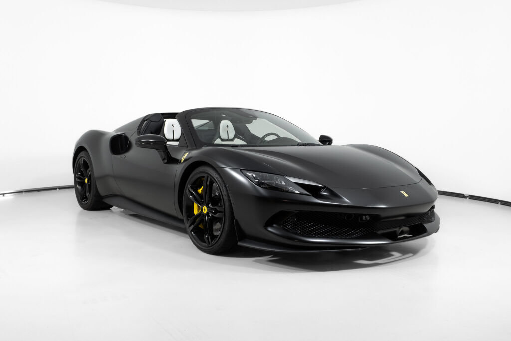 Used 2025 Ferrari 296 GTS RWD image 11