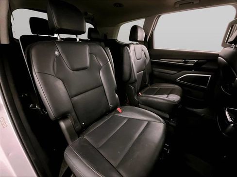 Used 2022 Kia Telluride S AWD/4WD image 26