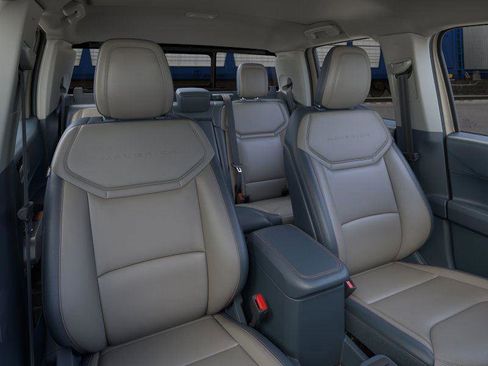 New 2025 Ford Maverick Lariat image 10