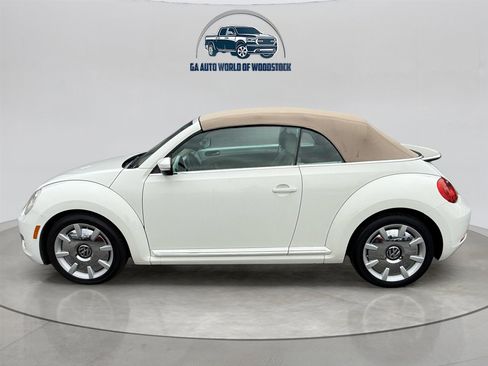 Used 2013 Volkswagen Beetle 2.5 image 11