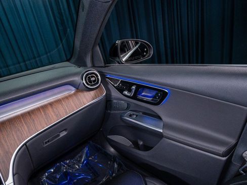 Certified 2026 Mercedes-Benz GLC 300 image 21