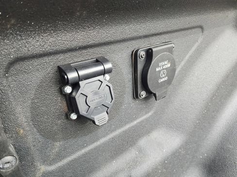 Used 2023 RAM 3500 Laramie image 33